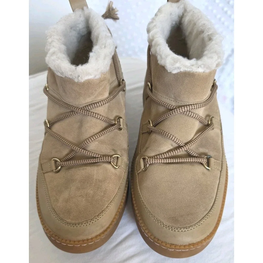 COLE HAAN CLOUD FEEL CUSHION WATERPROOF  LACE UP SNOW BOOTS Women's SZ 10 Used